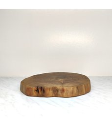 Dřevěné prkénko z ořechového dřeva